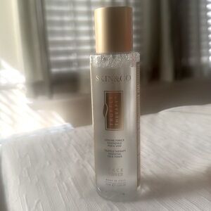 Brand new! Skin&Co Truffle Therapy Face Toner